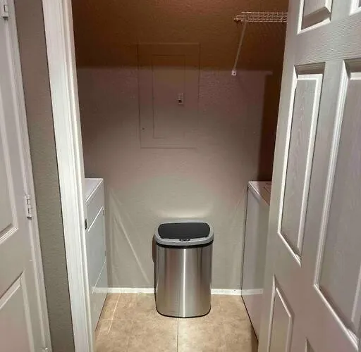 Apartment Cozy In Gated Community With Pool By Phx Airport, Tempe, And Old Town