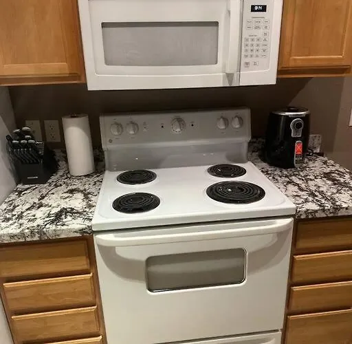 Cozy In Gated Community With Pool By Phx Airport, Tempe, And Old Town Phoenix