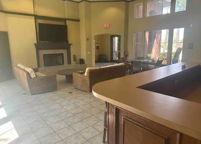 Apartment Cozy In Gated Community With Pool By Phx Airport, Tempe, And Old Town Phoenix