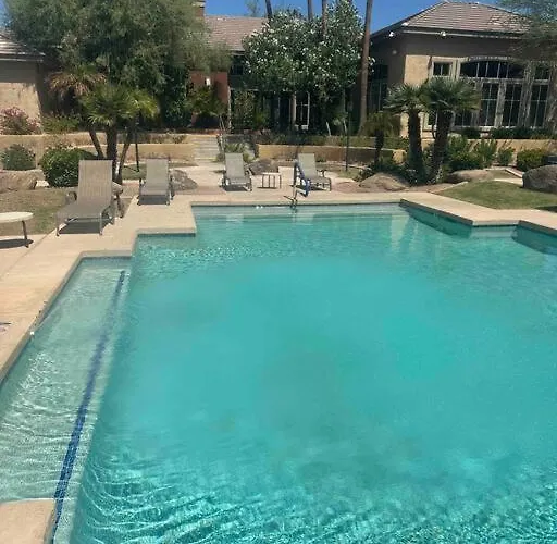Cozy In Gated Community With Pool By Phx Airport, Tempe, And Old Town Phoenix