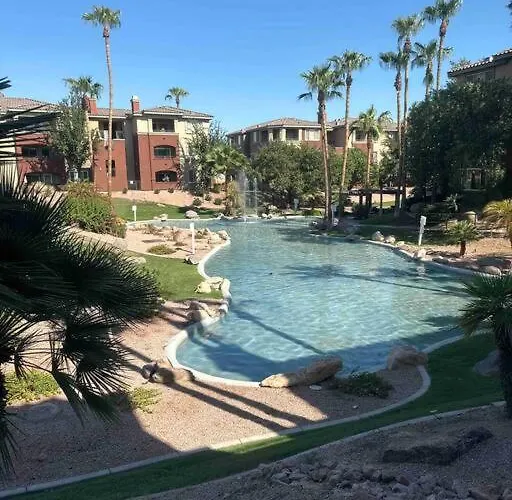 Apartment Cozy In Gated Community With Pool By Phx Airport, Tempe, And Old Town *