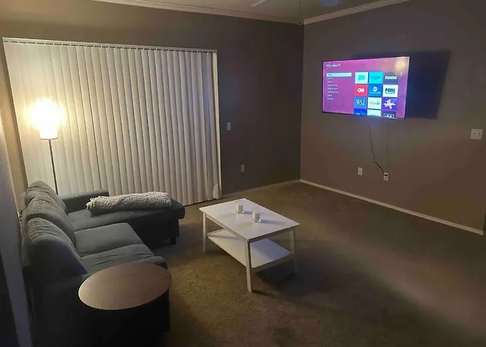 Cozy In Gated Community With Pool By Phx Airport, Tempe, And Old Town