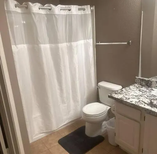 Apartment Cozy In Gated Community With Pool By Phx Airport, Tempe, And Old Town